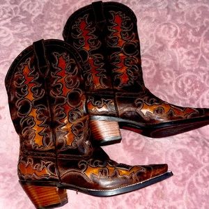 Ariat Women’s boots size 8.5